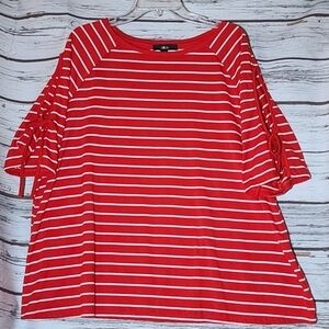 NWOT Ellos crew neck striped cold shoulder top 1X